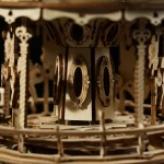 Дървен 3D пъзел Robotime - Романтична въртележка, 336 части - Image 5