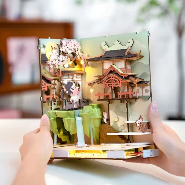 3D пъзел Robotime - Falling Sakura, 240 части, Booknook - Image 4