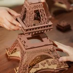 Дървен 3D пъзел Robotime - Айфеловата кула нощем, 164 части - Image 3