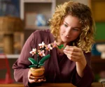 Конструктор LEGO® Icons 10343 - Миниорхидея - Image 5