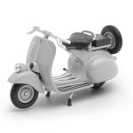 Метален мотор Welly - Vespa 125CC, мащаб 1:18