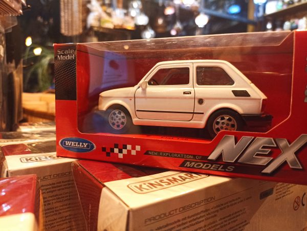 Метална количка Welly - Fiat 126 1:34 - Image 2