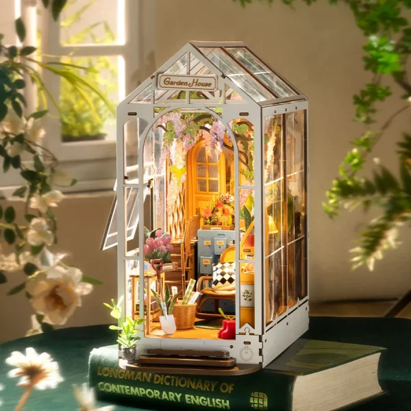 3D Booknook Robotime - Цветарница, 176 части - Image 12