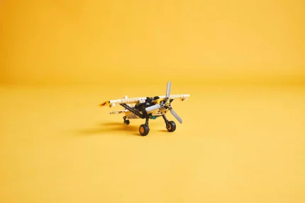 "Констрултор LEGO® Technic 42198 - Самолет с перка"