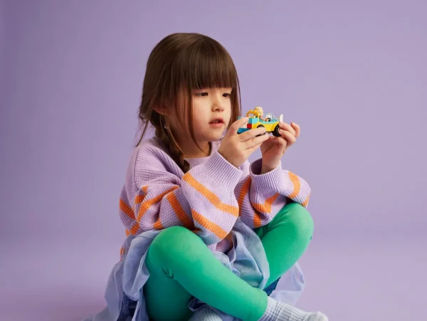Конструктор LEGO® Friends 42635 - Кола за ресане кучета - Image 5