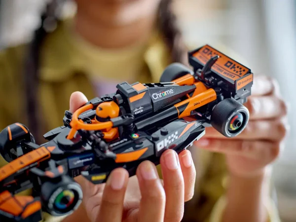 Конструктор LEGO® Speed ​​Champions 77251 - McLaren F1® Team MCL38 - Image 3