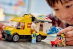 LEGO® City 60500 - Бусът на LEGO - Image 6