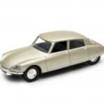 Метална количка Welly - 1973 Citroen DS 23, мащаб 1:34