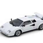 Метална количка Welly - Lamborghini Countach LP 500 S, мащаб 1:24