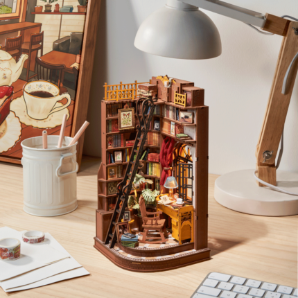 Дървен 3D пъзел Rolife - Book Nook - Silent Corner Study (TGE02), 196 части