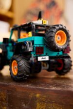 LEGO® Technic 42227 - Джип Jeep® Wrangler Rubicon - Image 4
